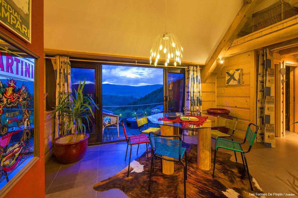 Les Fermes De Pinpin Villa Лабарош Екстериор снимка